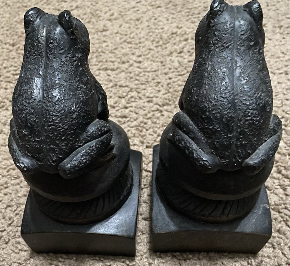 Vintage Heavy Duty 7” Frogs on Lily Pad -Set Of 2- Garden Iron Book Ends A1